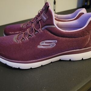 Skechers Womens Burgundy Athletic Sneakers
